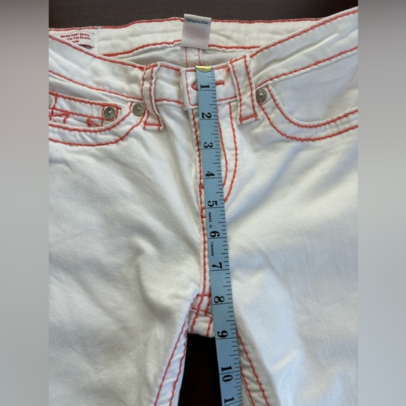 True Religion Jeans - Women’s Skinny Jeans. White with Red Stitching. Size 27 - Picture 9 of 9